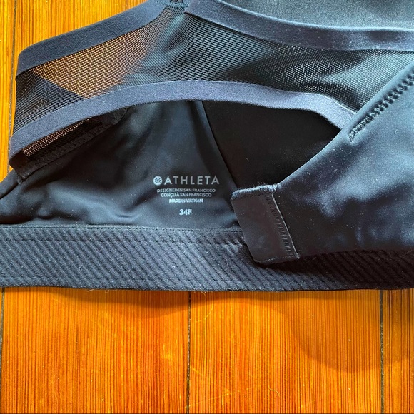 34F Athleta Black Racer Back Sports Bra - Picture 5 of 5